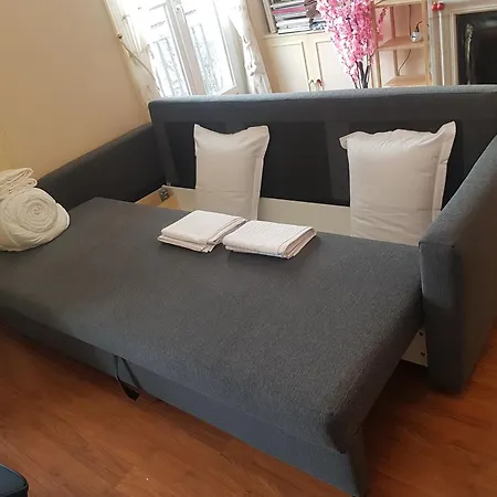 Champs-elysees Amazing View Of Bed & Breakfast 4*