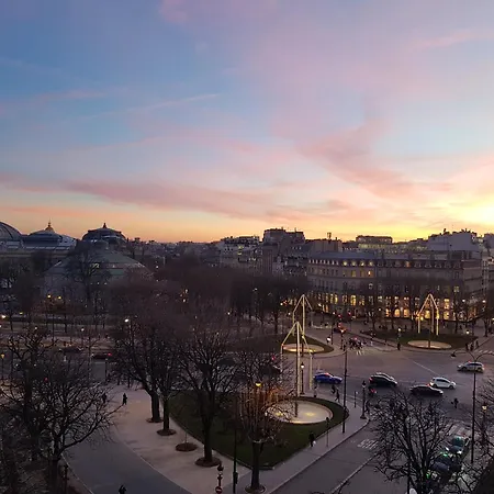 Champs-elysees Amazing View Of 4*